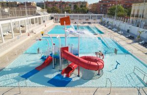 Integración de un parque de agua sin profundidad VORTEX en una piscina municipal