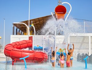 Transformación de la piscina municipal de Paterna en un parque acuático con VORTEX