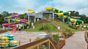 Toboganes parque acuático VORTEX