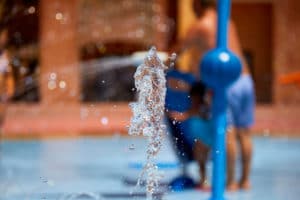Ventajas de los juegos de agua para niños