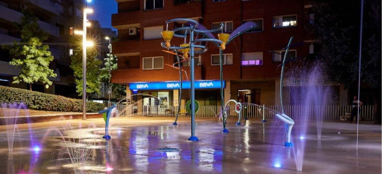 Gestión eficiente del agua en parques acuáticos de baja profundidad: hacia la sostenibilidad recreativa