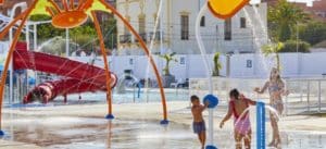 Las piscinas municipales dan un paso más en innovación creando nuevos espacios de ocio acuático