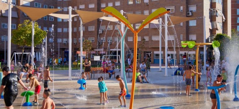 Los parques acuáticos urbanos sostenibles se convierten en un elemento clave para las ciudades