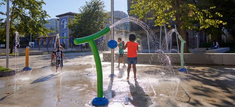 Beneficios de los parques acuáticos urbanos: más allá de la diversión 3